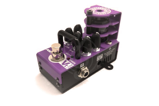 Изображение AMT Electronics Bricks Vt-Lead - гитарный предусилитель (VHT)